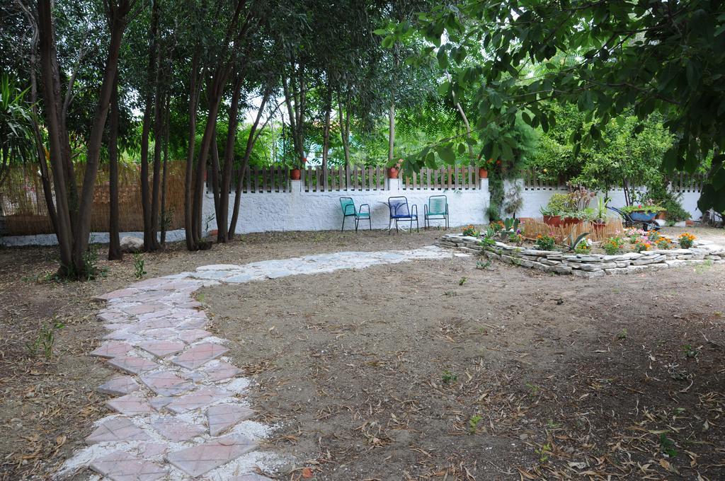 דירות Kalamákion Vicky'S Garden מראה חיצוני תמונה