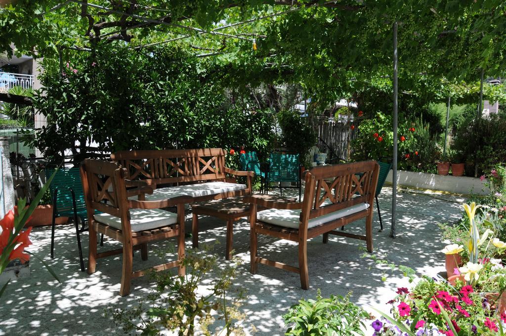 דירות Kalamákion Vicky'S Garden מראה חיצוני תמונה