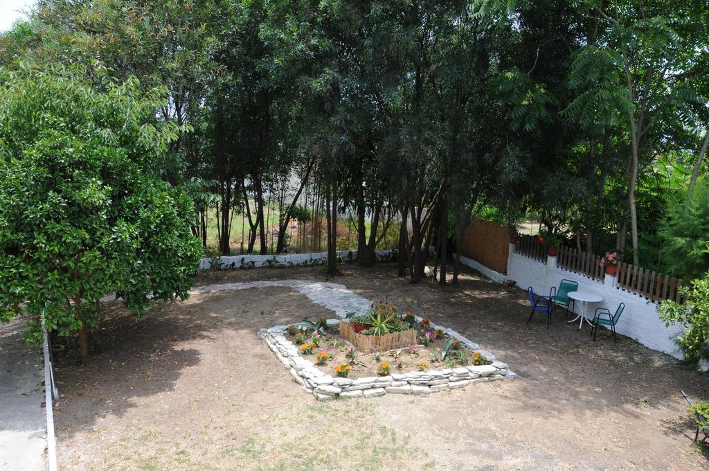 דירות Kalamákion Vicky'S Garden מראה חיצוני תמונה