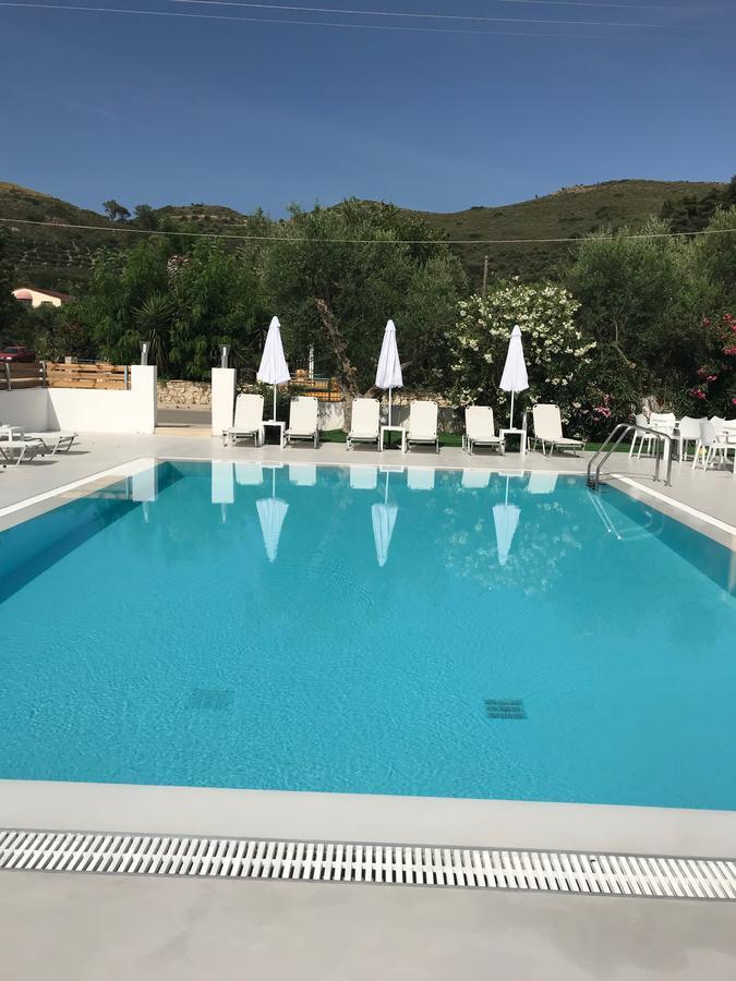 דירות Kalamákion Vicky'S Garden מראה חיצוני תמונה