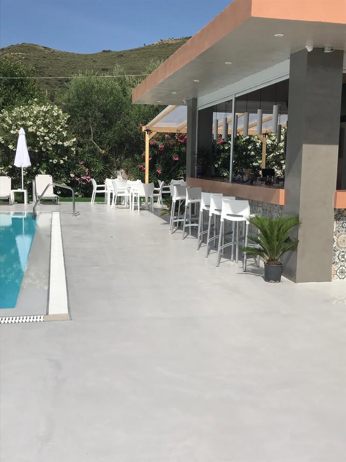 דירות Kalamákion Vicky'S Garden מראה חיצוני תמונה